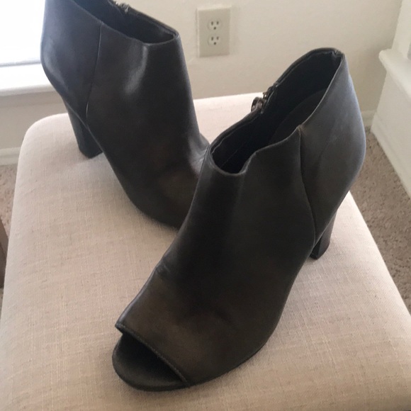 Nine West peep toe booties - Picture 2 of 3